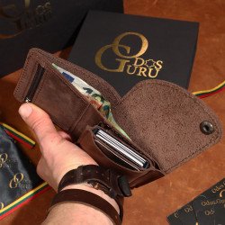 Moderni Lietuviška odinė piniginė su RFID iššokančių kortelių dėklu, su Vyčiu