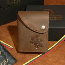 Moderni Lietuviška odinė piniginė su RFID iššokančių kortelių dėklu, su Vyčiu