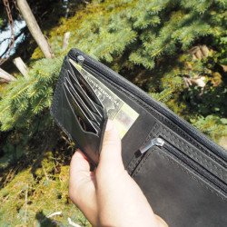 Lietuviška vyriška odinė piniginė su Vyčiu