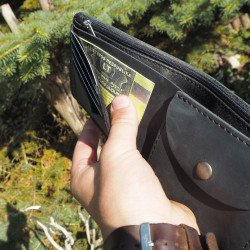 Lietuviška vyriška odinė piniginė su Vyčiu