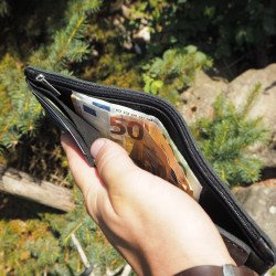 Lietuviška vyriška odinė piniginė su Vyčiu